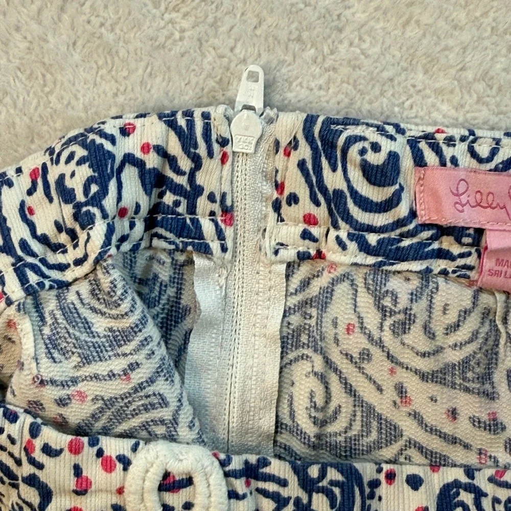 Lilly Pulitzer Girls Blue White starfish Print Shorts with Crochet Trim Size 7